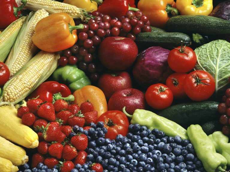 fruit and vegetables of different colours